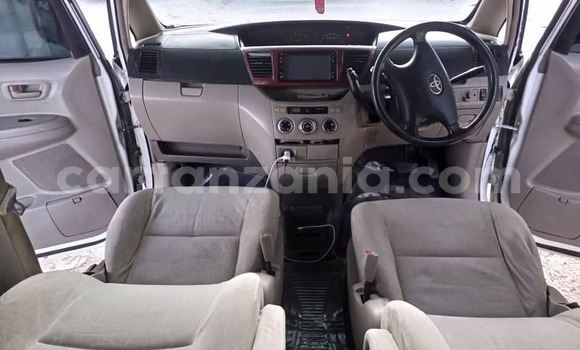 Nunua Ilio tumika Toyota Noah Nyeupe Gari ndani ya Dar es Salaam nchini Dar es Salaam Nunua Ilio tumika Toyota Noah Nyeupe Gari ndani ya Dar es Salaam nchini Dar es Salaam
