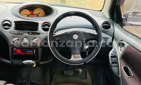 Nunua Ilio tumika Toyota Vitz Beige Gari ndani ya Dar es Salaam nchini Dar es Salaam Nunua Ilio tumika Toyota Vitz Beige Gari ndani ya Dar es Salaam nchini Dar es Salaam
