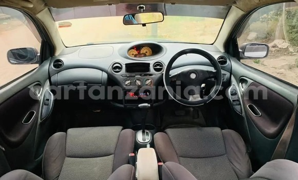 Nunua Ilio tumika Toyota Vitz Beige Gari ndani ya Dar es Salaam nchini Dar es Salaam Nunua Ilio tumika Toyota Vitz Beige Gari ndani ya Dar es Salaam nchini Dar es Salaam
