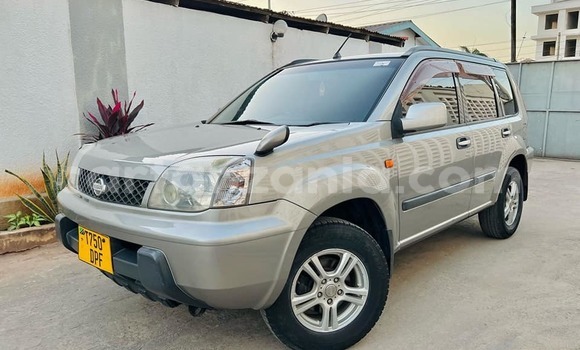 Buy Used Nissan X–Trail Silver Car in Dar es Salaam in Dar es Salaam