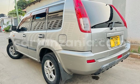 Nunua Ilio tumika Nissan X–Trail Fedha Gari ndani ya Dar es Salaam nchini Dar es Salaam Nunua Ilio tumika Nissan X–Trail Fedha Gari ndani ya Dar es Salaam nchini Dar es Salaam