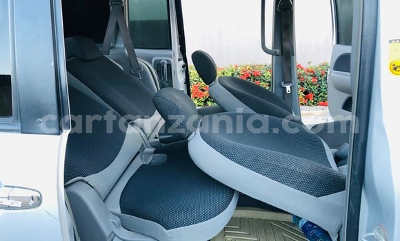 Nunua Ilio tumika Toyota Sienta Bluu Gari ndani ya Dar es Salaam nchini Dar es Salaam Nunua Ilio tumika Toyota Sienta Bluu Gari ndani ya Dar es Salaam nchini Dar es Salaam