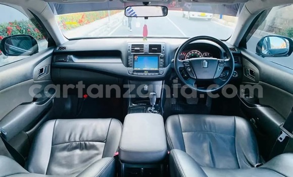 Nunua Ilio tumika Toyota Crown Nyeusi Gari ndani ya Dar es Salaam nchini Dar es Salaam Nunua Ilio tumika Toyota Crown Nyeusi Gari ndani ya Dar es Salaam nchini Dar es Salaam