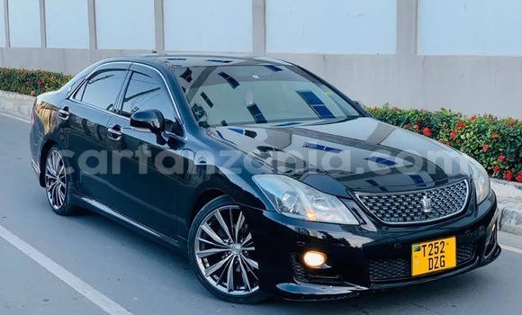 Nunua Ilio tumika Toyota Crown Nyeusi Gari ndani ya Dar es Salaam nchini Dar es Salaam Nunua Ilio tumika Toyota Crown Nyeusi Gari ndani ya Dar es Salaam nchini Dar es Salaam