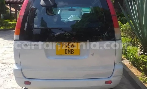 Nunua Ilio tumika Toyota Noah Nyeupe Gari ndani ya Dar es Salaam nchini Dar es Salaam Nunua Ilio tumika Toyota Noah Nyeupe Gari ndani ya Dar es Salaam nchini Dar es Salaam
