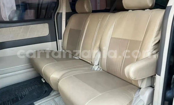 Nunua Ilio tumika Toyota Alphard Nyeusi Gari ndani ya Dar es Salaam nchini Dar es Salaam Nunua Ilio tumika Toyota Alphard Nyeusi Gari ndani ya Dar es Salaam nchini Dar es Salaam