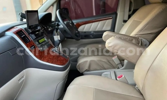 Nunua Ilio tumika Toyota Alphard Nyeusi Gari ndani ya Dar es Salaam nchini Dar es Salaam Nunua Ilio tumika Toyota Alphard Nyeusi Gari ndani ya Dar es Salaam nchini Dar es Salaam