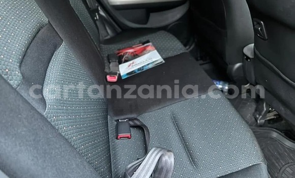Nunua Ilio tumika Toyota IST Nyeusi Gari ndani ya Dar es Salaam nchini Dar es Salaam Nunua Ilio tumika Toyota IST Nyeusi Gari ndani ya Dar es Salaam nchini Dar es Salaam