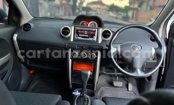 Nunua Ilio tumika Toyota IST Nyeusi Gari ndani ya Dar es Salaam nchini Dar es Salaam Nunua Ilio tumika Toyota IST Nyeusi Gari ndani ya Dar es Salaam nchini Dar es Salaam