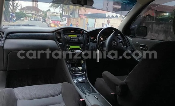 Nunua Ilio tumika Toyota Kluger Nyeusi Gari ndani ya Dar es Salaam nchini Dar es Salaam Nunua Ilio tumika Toyota Kluger Nyeusi Gari ndani ya Dar es Salaam nchini Dar es Salaam