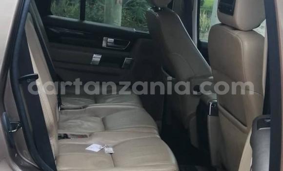 Buy Used Land Rover Discovery Brown Car in Dar es Salaam in Dar es Salaam Buy Used Land Rover Discovery Brown Car in Dar es Salaam in Dar es Salaam