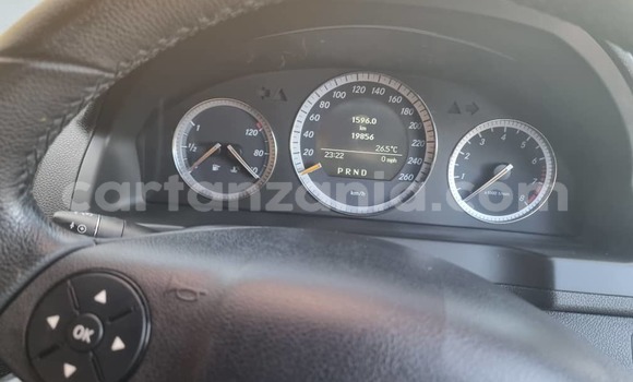 Nunua Ilio tumika Mercedes-Benz C250 coupe Fedha Gari ndani ya Dar es Salaam nchini Dar es Salaam Nunua Ilio tumika Mercedes-Benz C250 coupe Fedha Gari ndani ya Dar es Salaam nchini Dar es Salaam