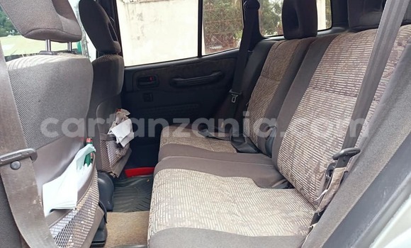 Buy Used Toyota RAV4 Silver Car in Dar es Salaam in Dar es Salaam Buy Used Toyota RAV4 Silver Car in Dar es Salaam in Dar es Salaam