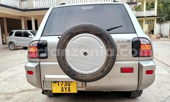 Buy Used Toyota RAV4 Silver Car in Dar es Salaam in Dar es Salaam Buy Used Toyota RAV4 Silver Car in Dar es Salaam in Dar es Salaam
