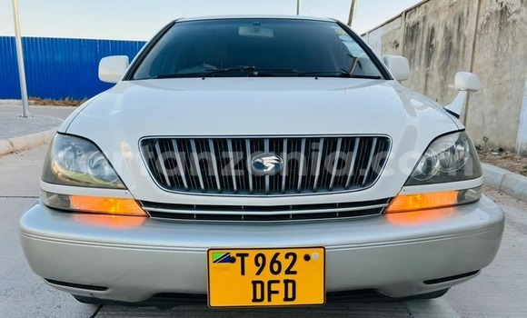 Buy Used Toyota Harrier White Car in Dar es Salaam in Dar es Salaam Buy Used Toyota Harrier White Car in Dar es Salaam in Dar es Salaam