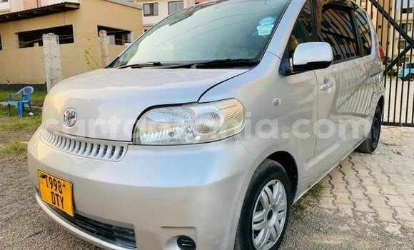 Buy Used Toyota Porte Silver Car in Dar es Salaam in Dar es Salaam
