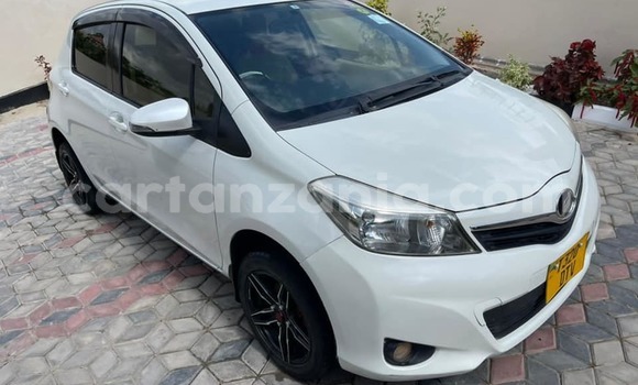 Nunua Ilio tumika Toyota Vitz Nyeupe Gari ndani ya Dar es Salaam nchini Dar es Salaam Nunua Ilio tumika Toyota Vitz Nyeupe Gari ndani ya Dar es Salaam nchini Dar es Salaam