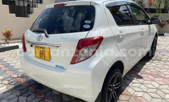 Nunua Ilio tumika Toyota Vitz Nyeupe Gari ndani ya Dar es Salaam nchini Dar es Salaam Nunua Ilio tumika Toyota Vitz Nyeupe Gari ndani ya Dar es Salaam nchini Dar es Salaam