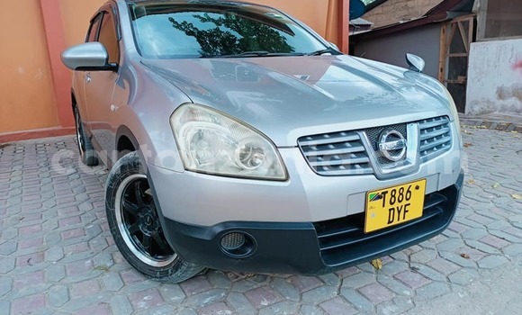Buy Used Nissan Dualis Silver Car in Dar es Salaam in Dar es Salaam Buy Used Nissan Dualis Silver Car in Dar es Salaam in Dar es Salaam