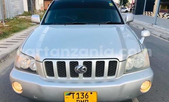 Buy Used Toyota Kluger Silver Car in Dar es Salaam in Dar es Salaam