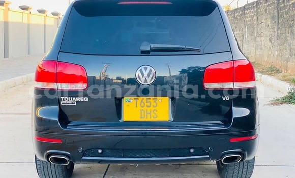 Nunua Ilio tumika Volkswagen Touareg Nyeusi Gari ndani ya Dar es Salaam nchini Dar es Salaam Nunua Ilio tumika Volkswagen Touareg Nyeusi Gari ndani ya Dar es Salaam nchini Dar es Salaam