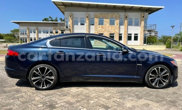 Buy Used Jaguar XE Blue Car in Dar es Salaam in Dar es Salaam