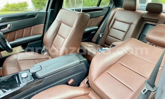 Buy Used Mercedes‒Benz E-klasse Other Car in Dar es Salaam in Dar es Salaam Buy Used Mercedes‒Benz E-klasse Other Car in Dar es Salaam in Dar es Salaam