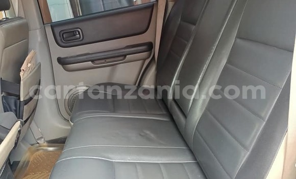 Nunua Ilio tumika Nissan X–Trail Nyekundu Gari ndani ya Dar es Salaam nchini Dar es Salaam Nunua Ilio tumika Nissan X–Trail Nyekundu Gari ndani ya Dar es Salaam nchini Dar es Salaam