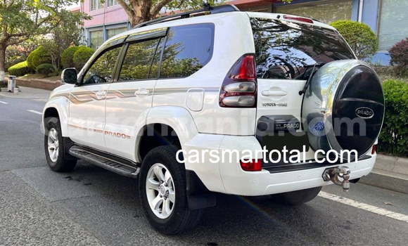Buy Used Toyota Prado White Car in Chake Chake in Pemba South Buy Used Toyota Prado White Car in Chake Chake in Pemba South