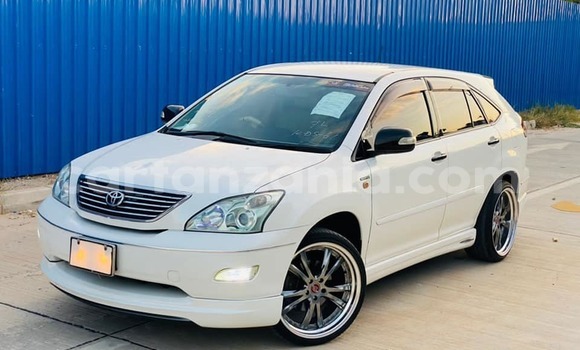 Nunua Ilio tumika Toyota Harrier Nyeupe Gari ndani ya Dar es Salaam nchini Dar es Salaam Nunua Ilio tumika Toyota Harrier Nyeupe Gari ndani ya Dar es Salaam nchini Dar es Salaam