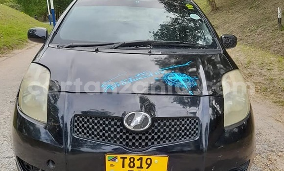 Buy Used Toyota Vitz Black Car in Dar es Salaam in Dar es Salaam