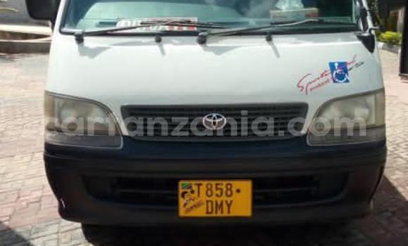 Buy Used Toyota Hiace White Car in Dar es Salaam in Dar es Salaam Buy Used Toyota Hiace White Car in Dar es Salaam in Dar es Salaam