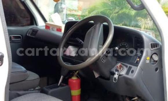 Buy Used Toyota Hiace White Car in Dar es Salaam in Dar es Salaam Buy Used Toyota Hiace White Car in Dar es Salaam in Dar es Salaam