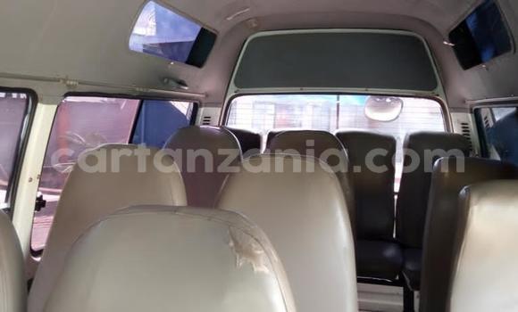 Buy Used Toyota Hiace White Car in Dar es Salaam in Dar es Salaam Buy Used Toyota Hiace White Car in Dar es Salaam in Dar es Salaam