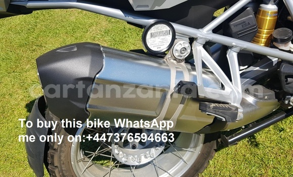 Buy Used BMW R1200GS Adventure Silver Bike in Dar es Salaam in Dar es Salaam Buy Used BMW R1200GS Adventure Silver Bike in Dar es Salaam in Dar es Salaam