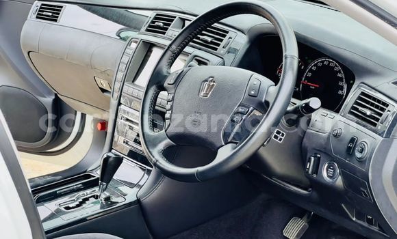 Buy Import Toyota Crown White Car in Dar es Salaam in Dar es Salaam Buy Import Toyota Crown White Car in Dar es Salaam in Dar es Salaam