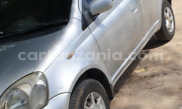 Nunua Ilio tumika Toyota Vitz Fedha Gari ndani ya Dar es Salaam nchini Dar es Salaam Nunua Ilio tumika Toyota Vitz Fedha Gari ndani ya Dar es Salaam nchini Dar es Salaam