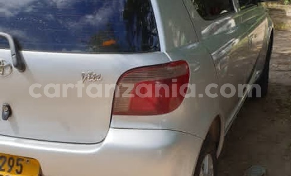 Nunua Ilio tumika Toyota Vitz Fedha Gari ndani ya Dar es Salaam nchini Dar es Salaam Nunua Ilio tumika Toyota Vitz Fedha Gari ndani ya Dar es Salaam nchini Dar es Salaam