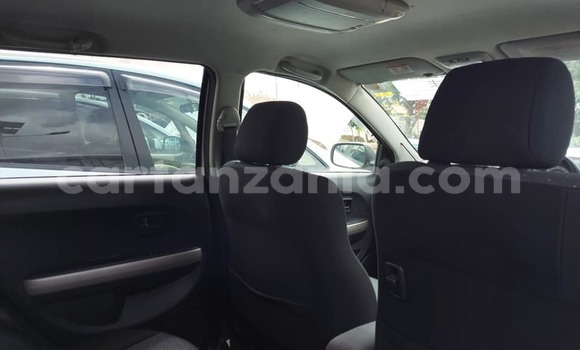 Buy Used Toyota IST White Car in Dar es Salaam in Dar es Salaam Buy Used Toyota IST White Car in Dar es Salaam in Dar es Salaam