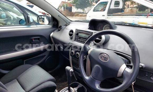 Buy Used Toyota IST White Car in Dar es Salaam in Dar es Salaam Buy Used Toyota IST White Car in Dar es Salaam in Dar es Salaam