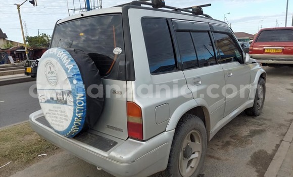 Buy Used Suzuki Escudo Silver Car in Dar es Salaam in Dar es Salaam Buy Used Suzuki Escudo Silver Car in Dar es Salaam in Dar es Salaam