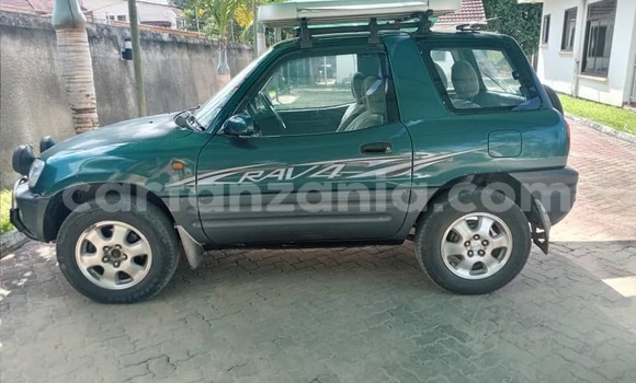 Buy Used Toyota RAV4 Green Car in Dar es Salaam in Dar es Salaam