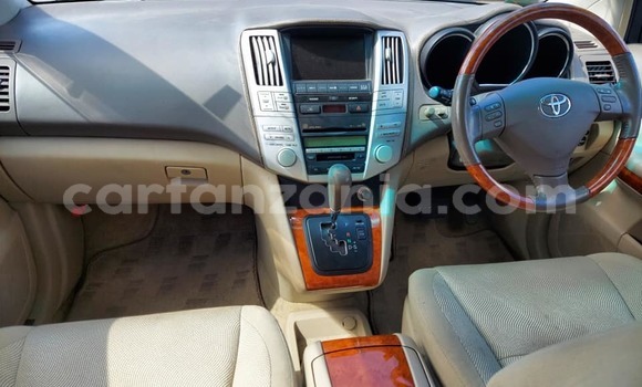 Nunua Ilio tumika Toyota Harrier Nyeupe Gari ndani ya Dar es Salaam nchini Dar es Salaam Nunua Ilio tumika Toyota Harrier Nyeupe Gari ndani ya Dar es Salaam nchini Dar es Salaam