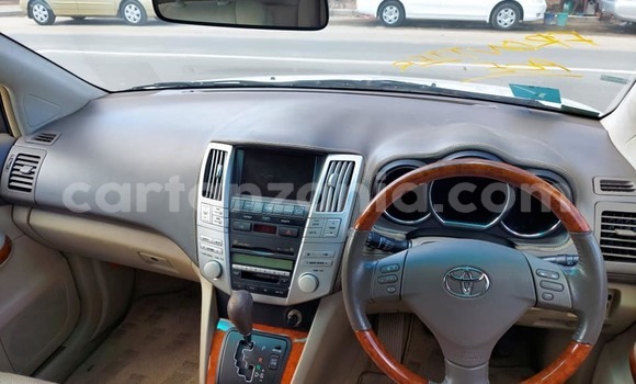 Nunua Ilio tumika Toyota Harrier Nyeupe Gari ndani ya Dar es Salaam nchini Dar es Salaam Nunua Ilio tumika Toyota Harrier Nyeupe Gari ndani ya Dar es Salaam nchini Dar es Salaam