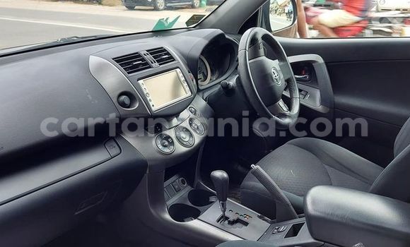 Buy Used Toyota Vanguard Red Car in Dar es Salaam in Dar es Salaam Buy Used Toyota Vanguard Red Car in Dar es Salaam in Dar es Salaam