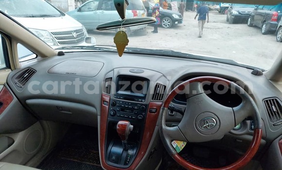 Nunua Ilio tumika Toyota Harrier Nyeupe Gari ndani ya Dar es Salaam nchini Dar es Salaam Nunua Ilio tumika Toyota Harrier Nyeupe Gari ndani ya Dar es Salaam nchini Dar es Salaam