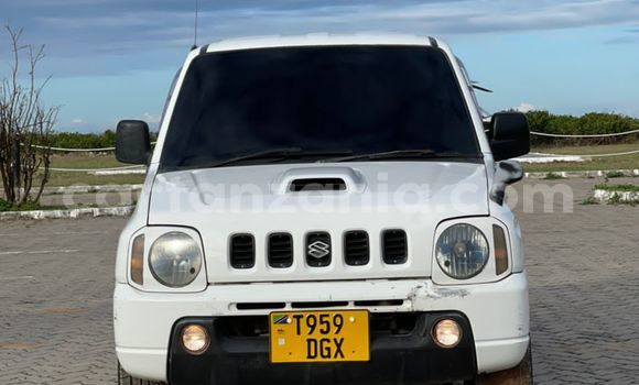 Nunua Ilio tumika Suzuki Jimny Nyeupe Gari ndani ya Dar es Salaam nchini Dar es Salaam Nunua Ilio tumika Suzuki Jimny Nyeupe Gari ndani ya Dar es Salaam nchini Dar es Salaam