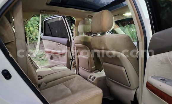 Nunua Ilio tumika Toyota Harrier Nyeupe Gari ndani ya Dar es Salaam nchini Dar es Salaam Nunua Ilio tumika Toyota Harrier Nyeupe Gari ndani ya Dar es Salaam nchini Dar es Salaam