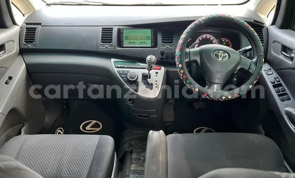 Nunua Ilio tumika Toyota ISis Nyeupe Gari ndani ya Dar es Salaam nchini Dar es Salaam Nunua Ilio tumika Toyota ISis Nyeupe Gari ndani ya Dar es Salaam nchini Dar es Salaam