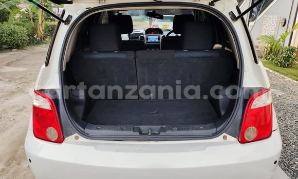 Nunua Ilio tumika Toyota IST Nyeupe Gari ndani ya Dar es Salaam nchini Dar es Salaam Nunua Ilio tumika Toyota IST Nyeupe Gari ndani ya Dar es Salaam nchini Dar es Salaam
